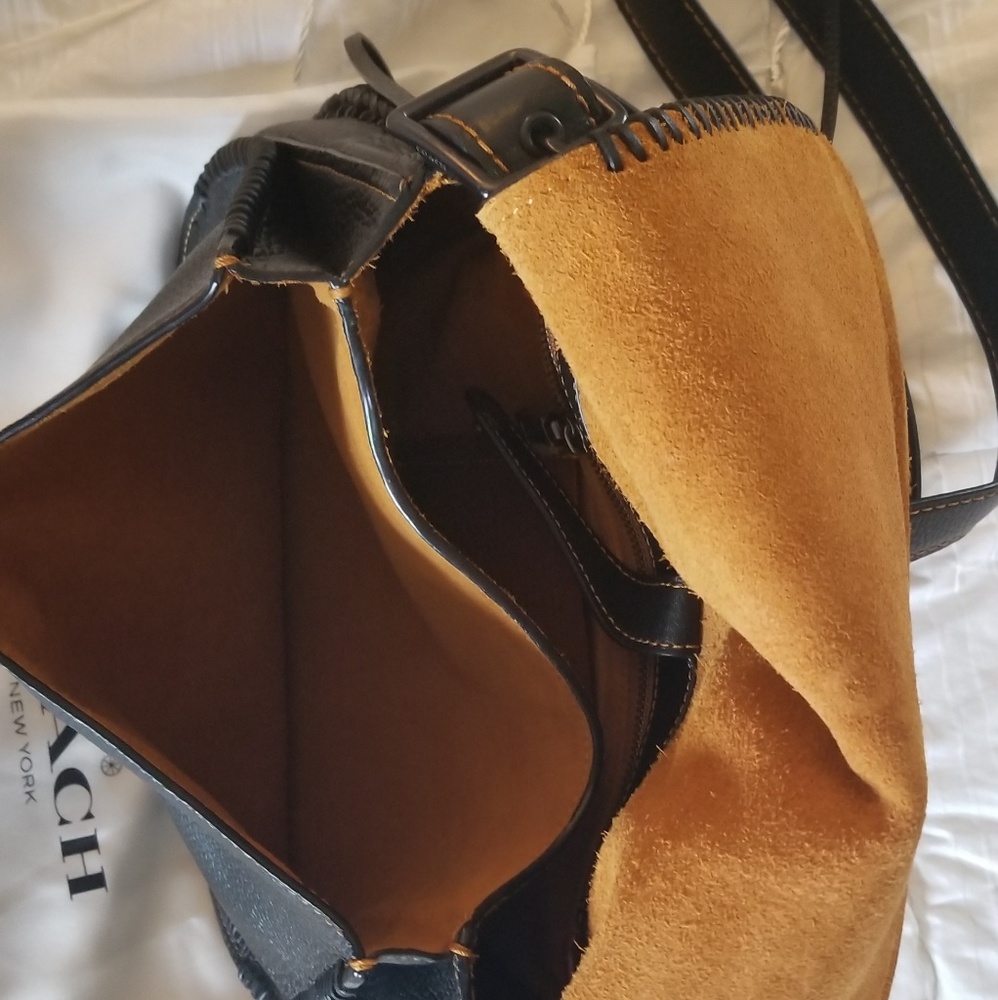 Authentic Coach Purse - Picture 3 of 8